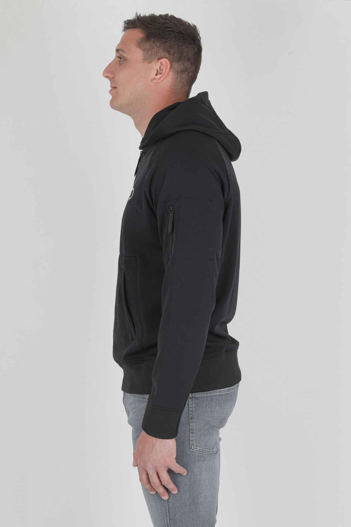 SWEAT A CAPUCHE DEMI ZIP NOIR MASTRUM MAS4469 M000