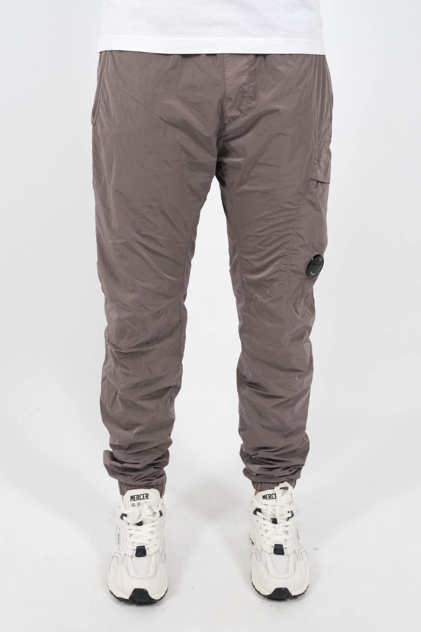  Image du produit PANTALON C.P COMPANY EN NYLON LAVANDE A247A-735 - 3