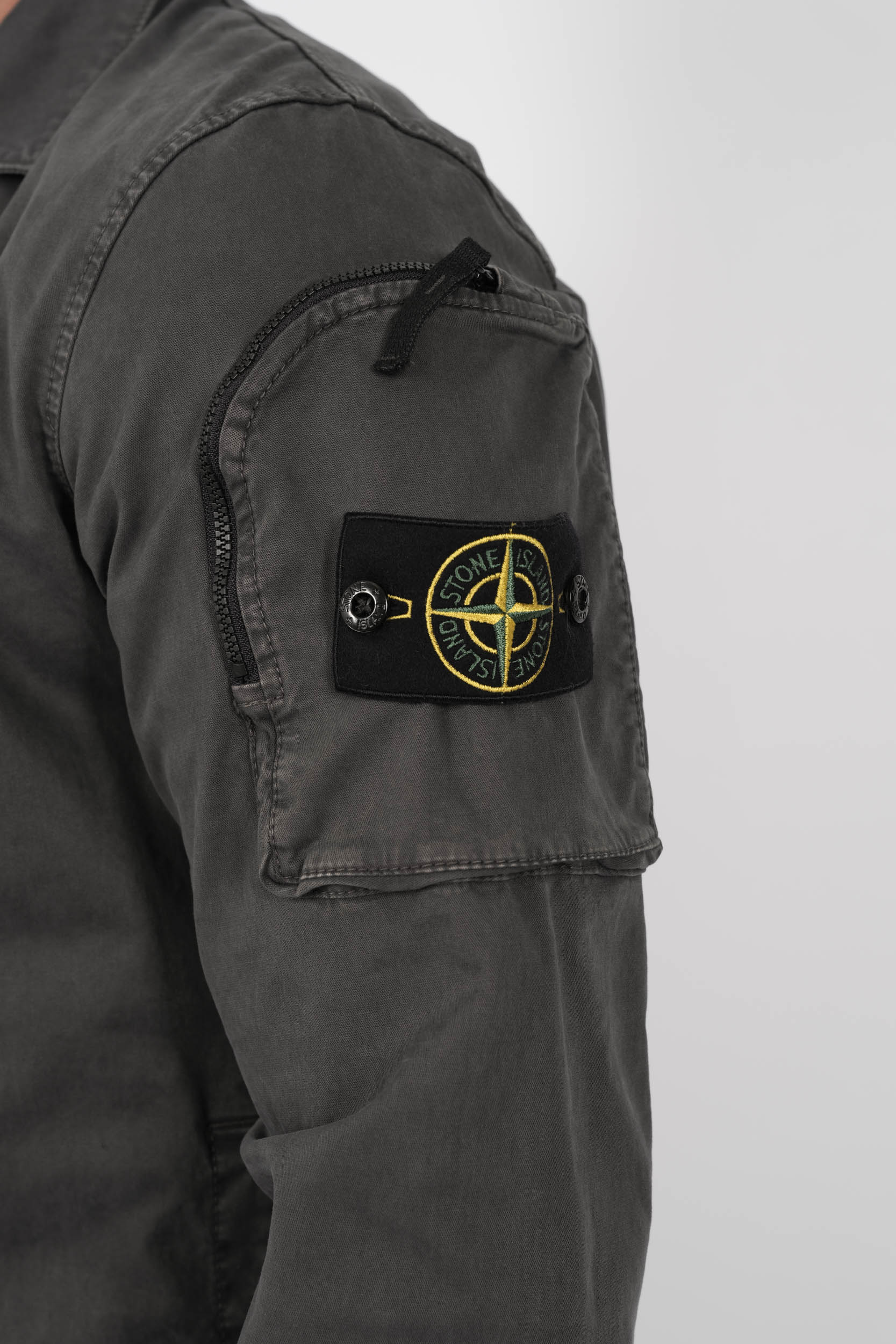  Image du produit SURCHEMISE STONE ISLAND A ZIP GRIS S151203S04-V0165 - 6