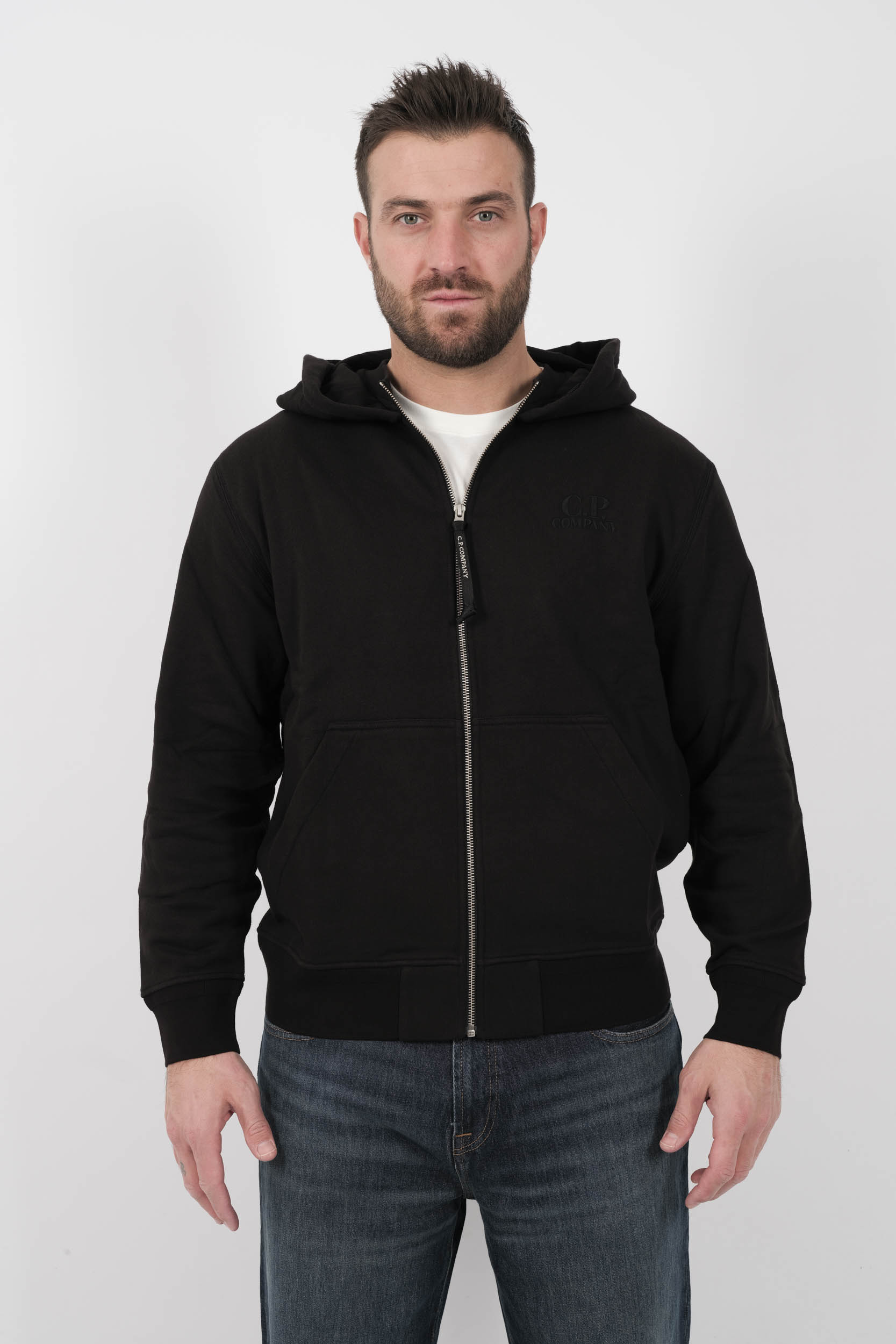  Image du produit SWEAT C.P COMPANY A CAPUCHE ZIPPE NOIR S044A-999 - 3