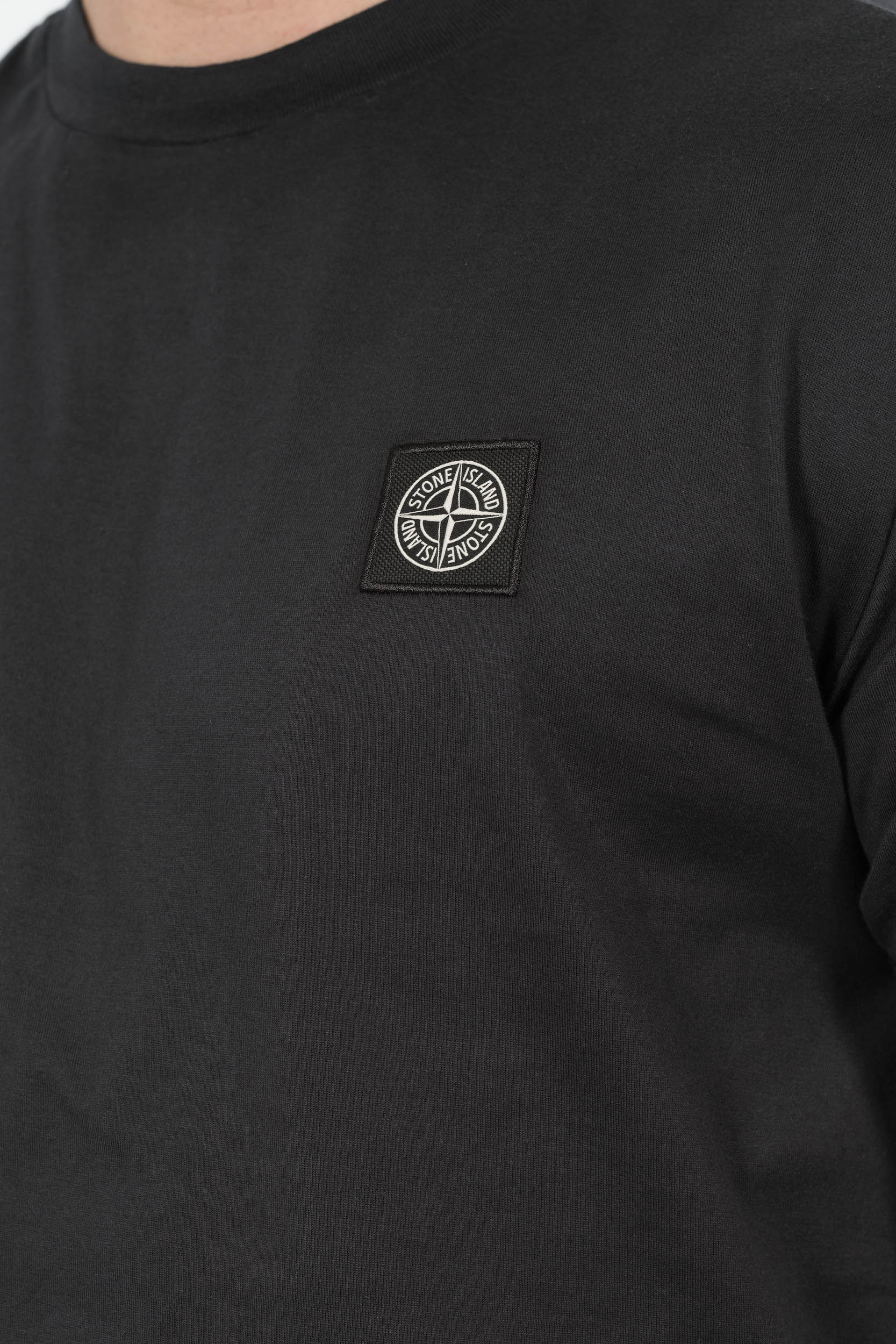 TEE-SHIRT STONE ISLAND AVEC LOGO CARRE BRODE NOIR S152139S13-V0020