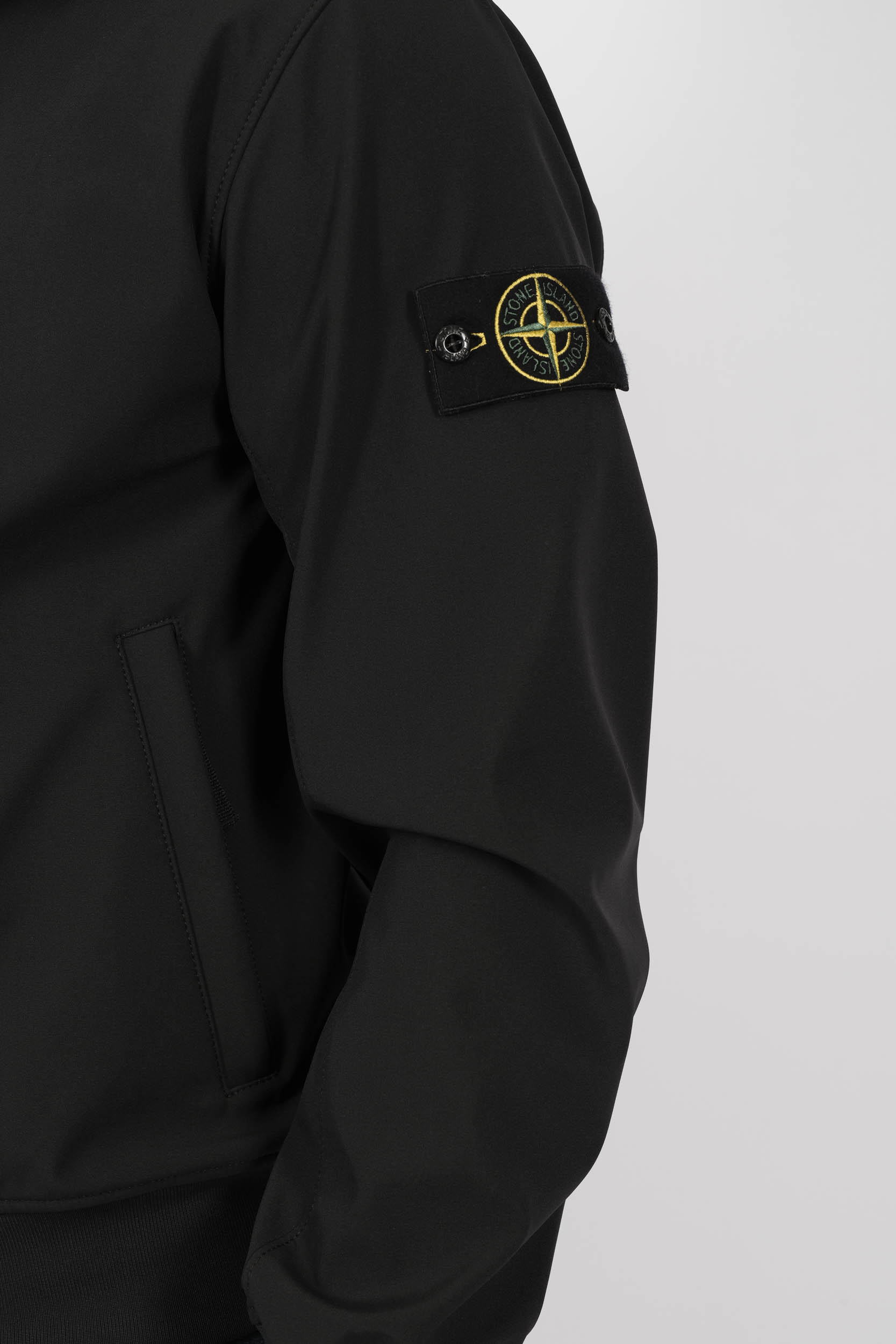  Image du produit SOFT-SHELL STONE ISLAND A PRESSION NOIR S154190SA22-V0029 - 6