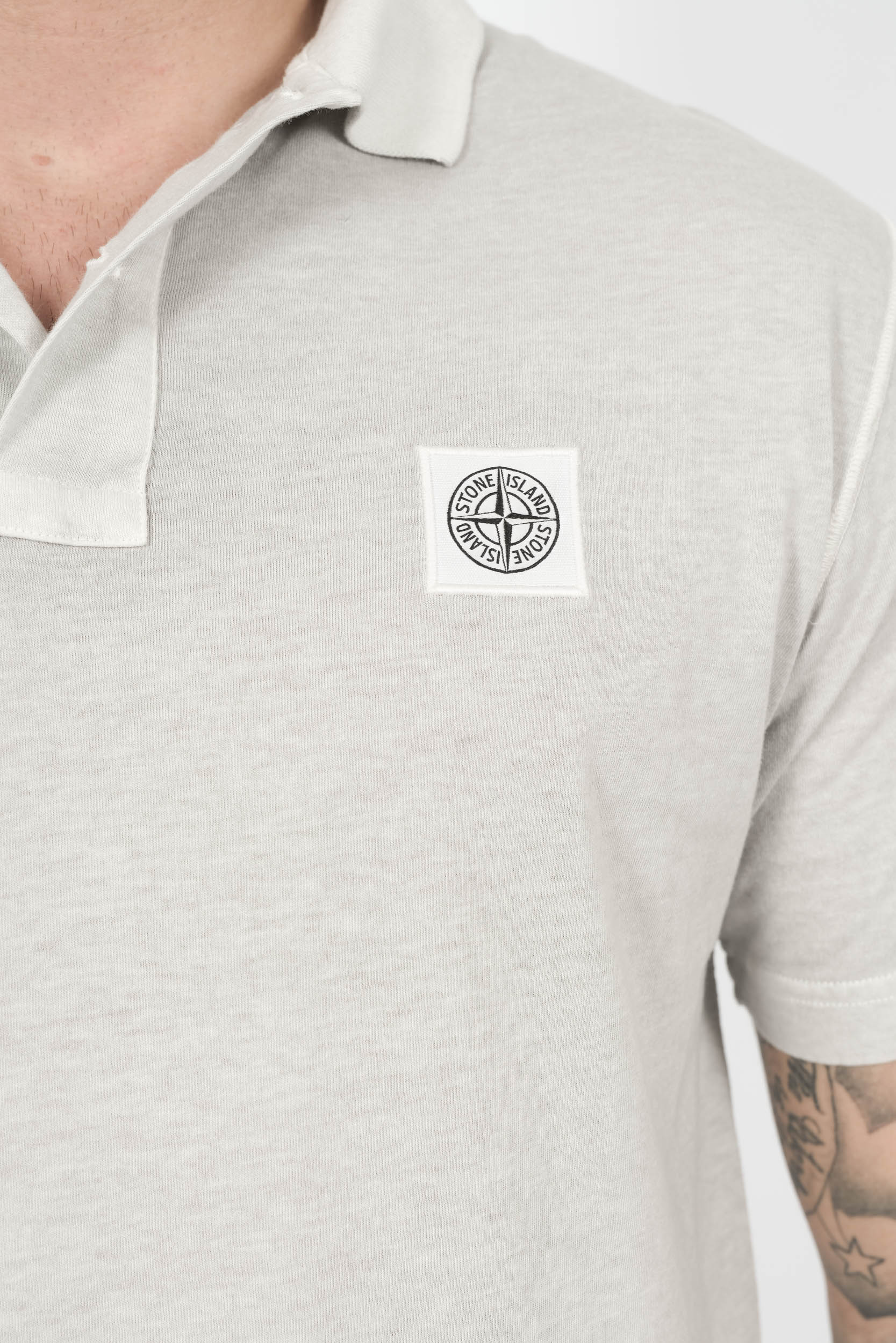 POLO STONE ISLAND LOGO INVERSE GRIS S152225S57-V0161