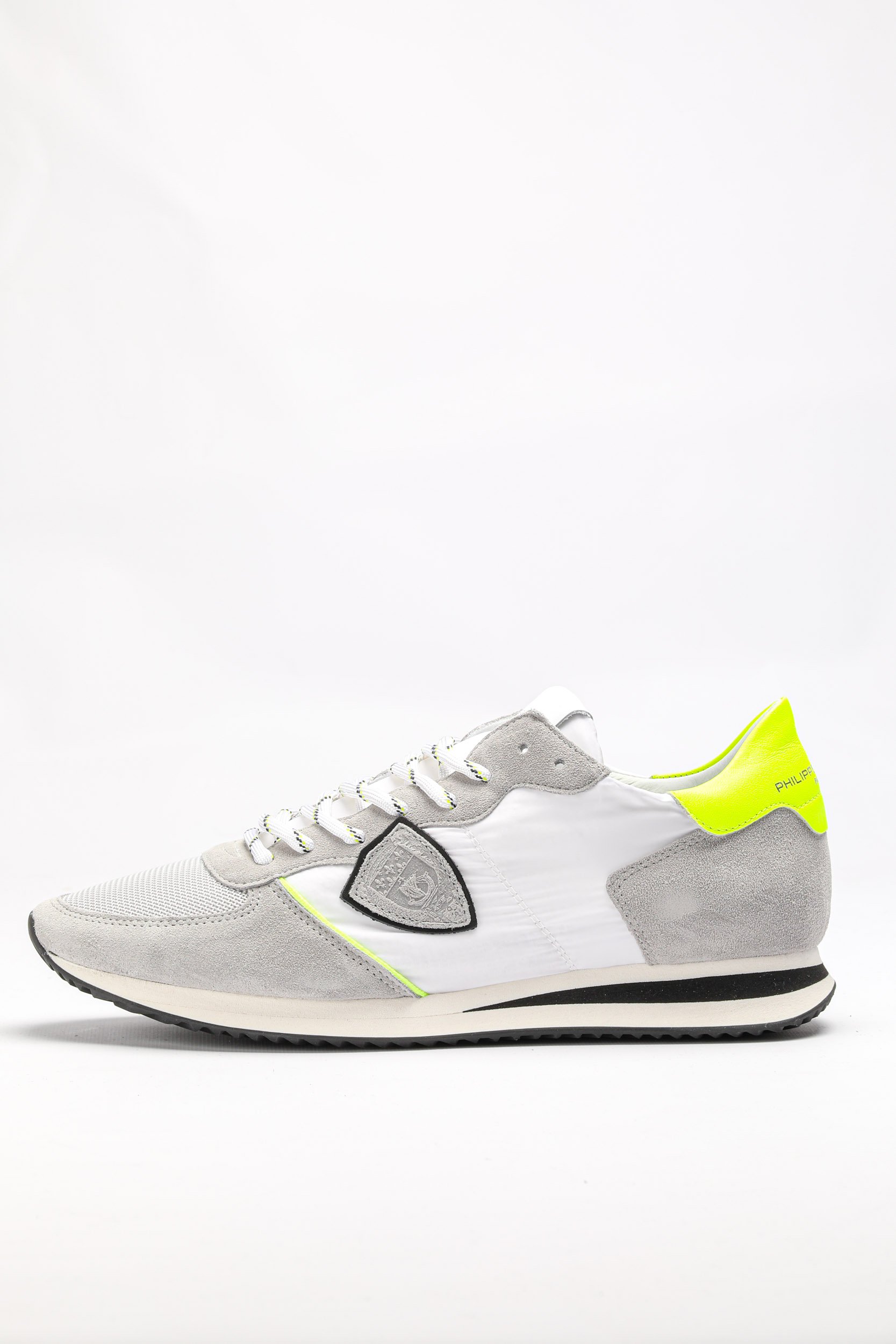 BASKETS PHILIPPE MODEL BLANCHE ET JAUNE FLUO RUNNING TZLU WP11