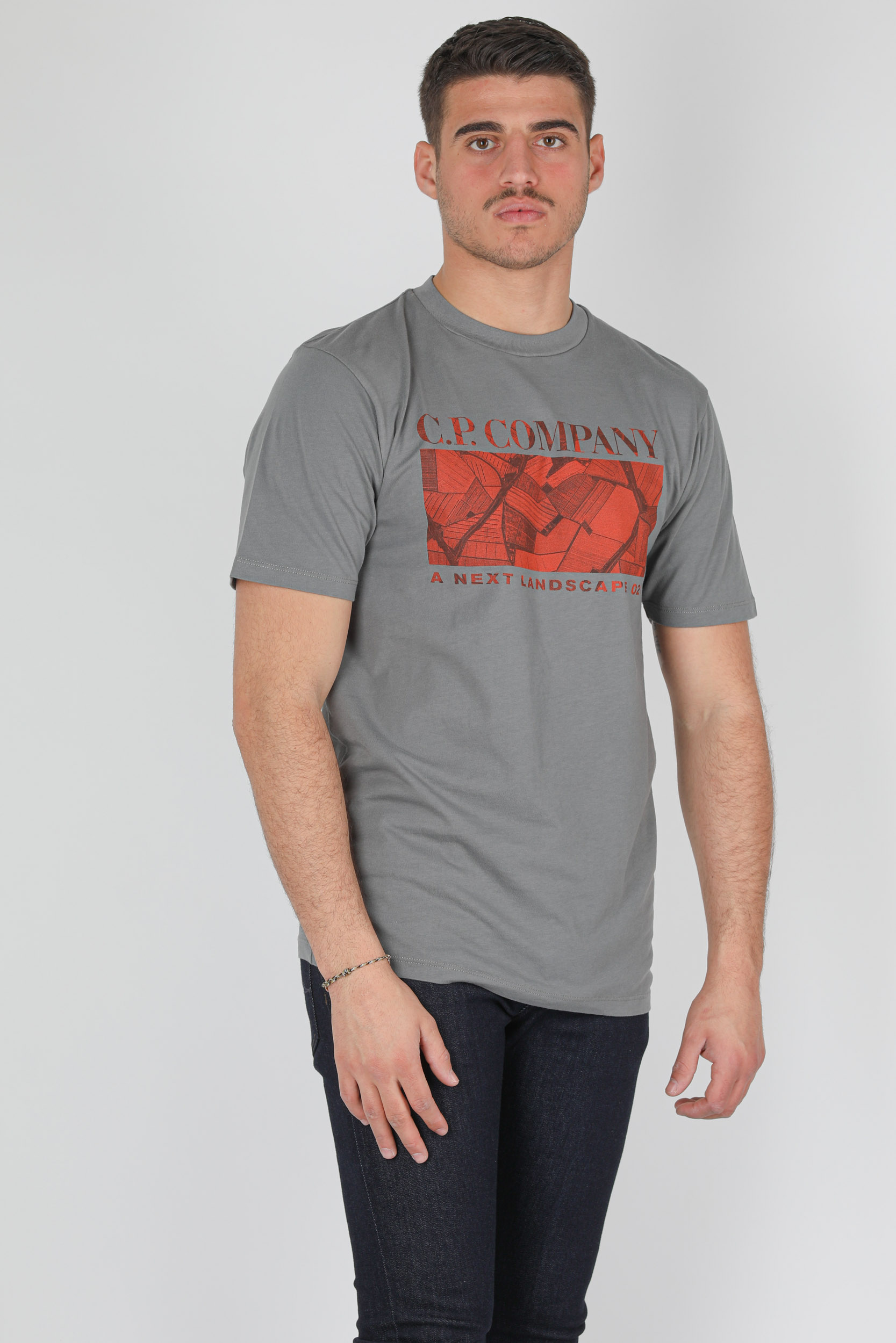 T-SHIRT C.P COMPANY GRIS LOGO ORANGE S305A-938