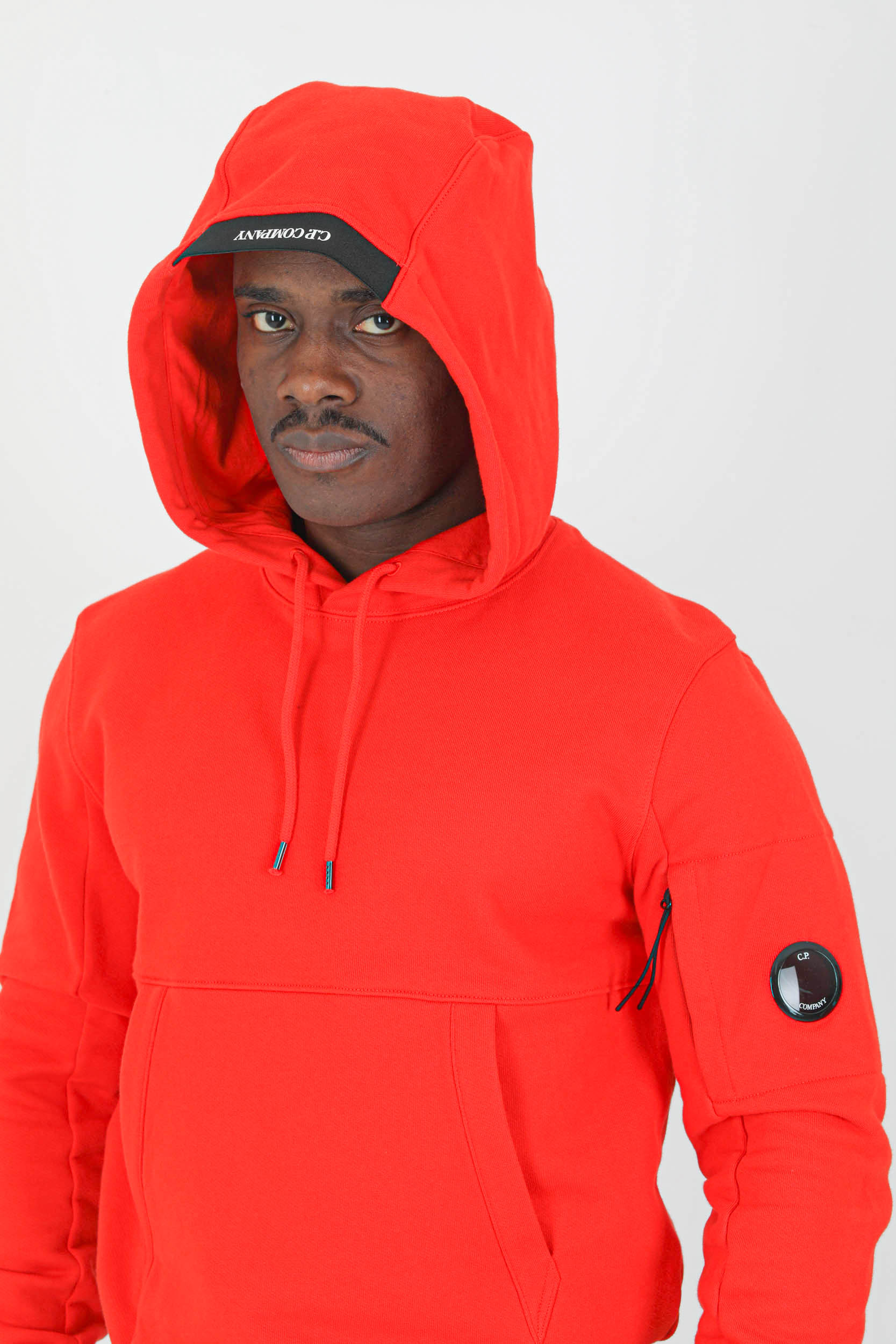 SWEAT A CAPUCHE CP COMPANY ROUGE S023A 455