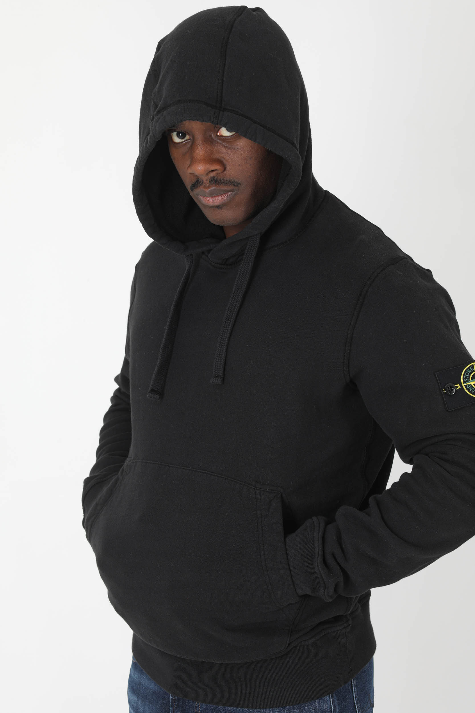 SWEAT A CAPUCHE STONE ISLAND NOIR 771564120-V0029