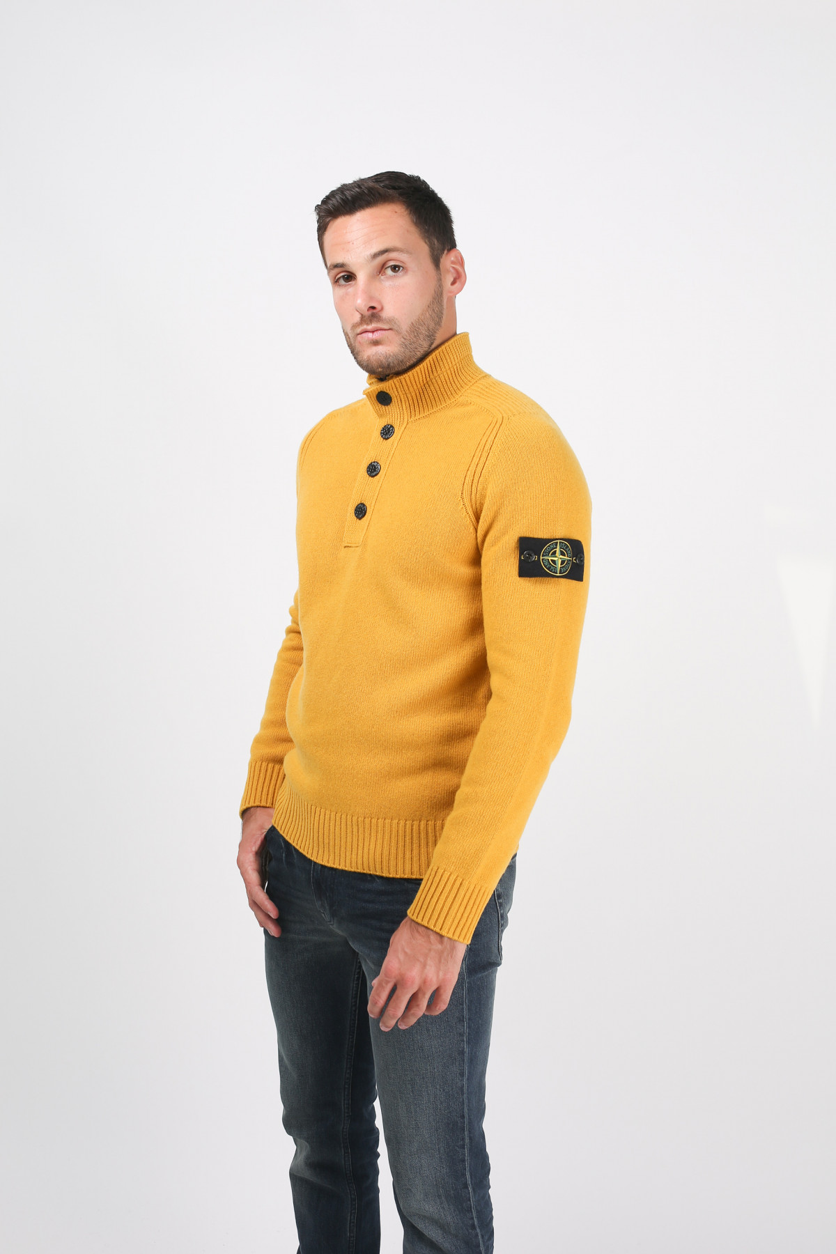 PULL STONE ISLAND MOUTARDE 6915532A3V0034